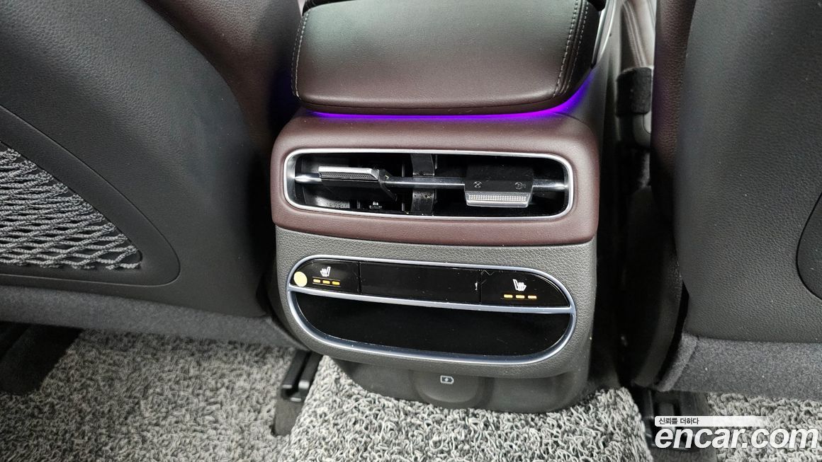 Genesis GV70 2021