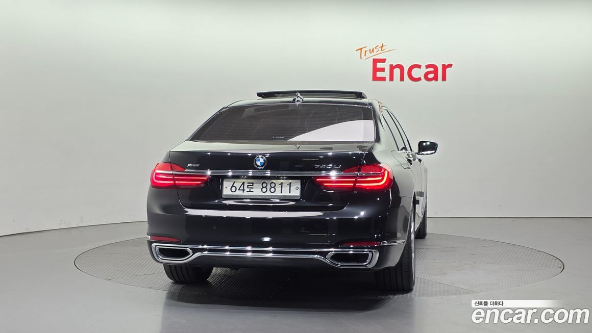 BMW 7-Series 2016