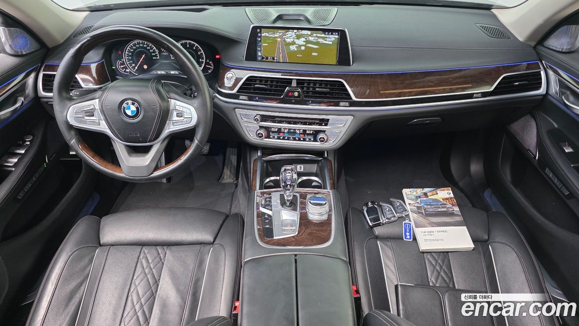 BMW 7-Series 2016