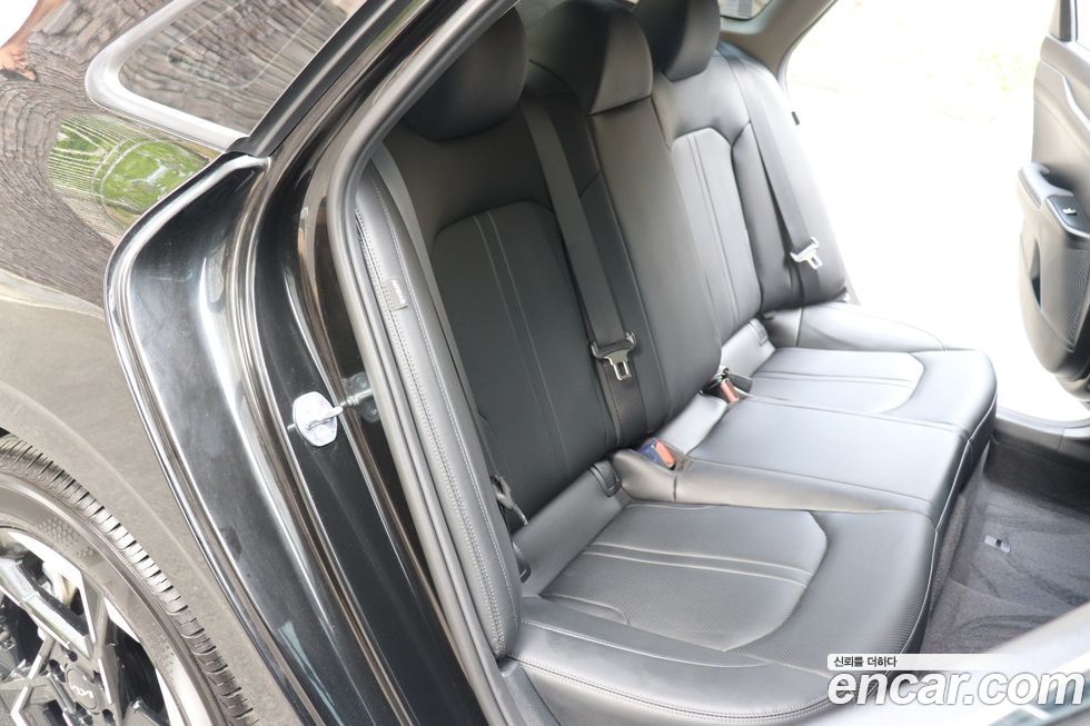 Kia K5 2025