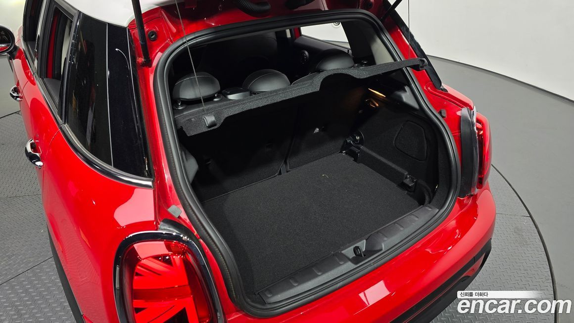 Mini Cooper 2024