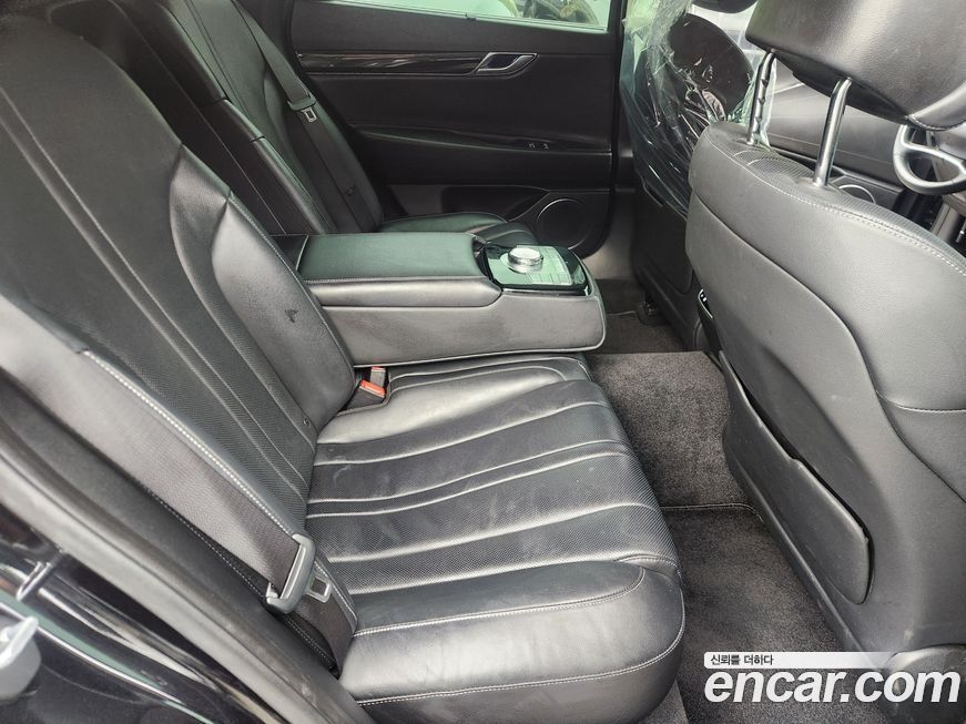 Genesis G80 2023