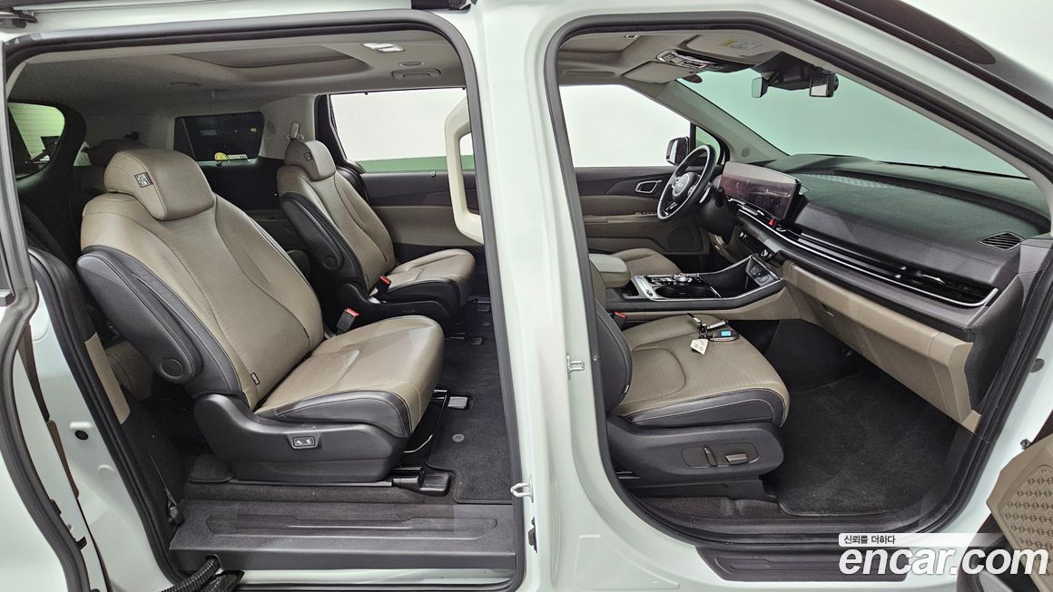 Kia Canival 2025
