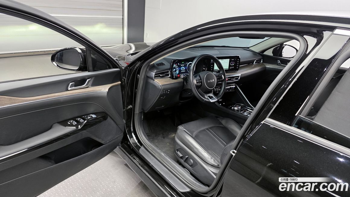 Kia K5 2023