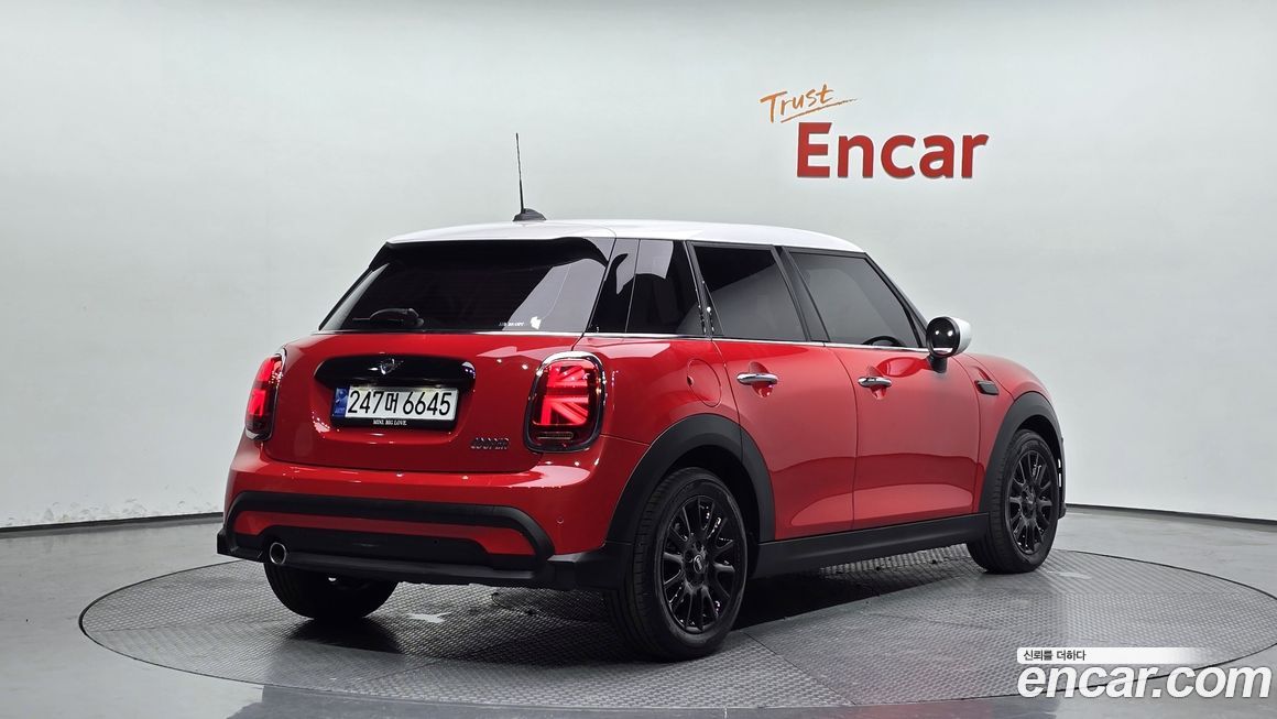 Mini Cooper 2024