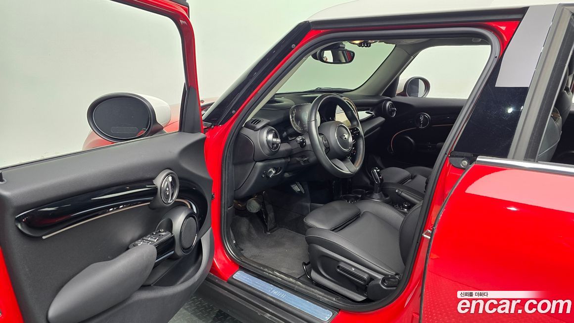 Mini Cooper 2024