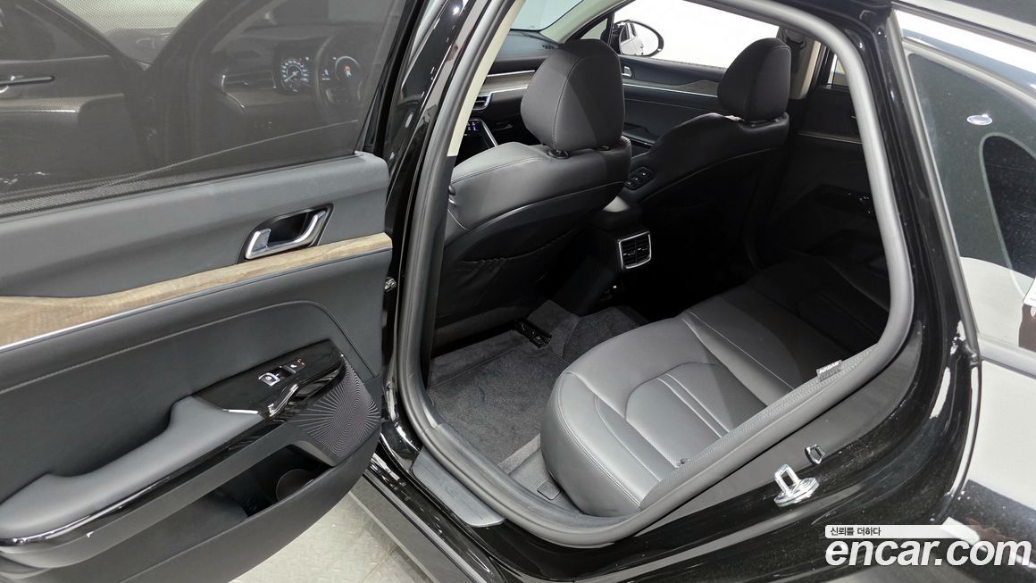 Kia K5 2023