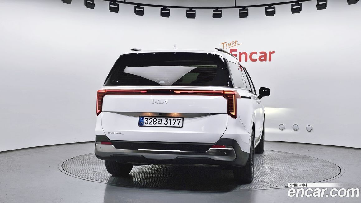 Kia Canival 2025