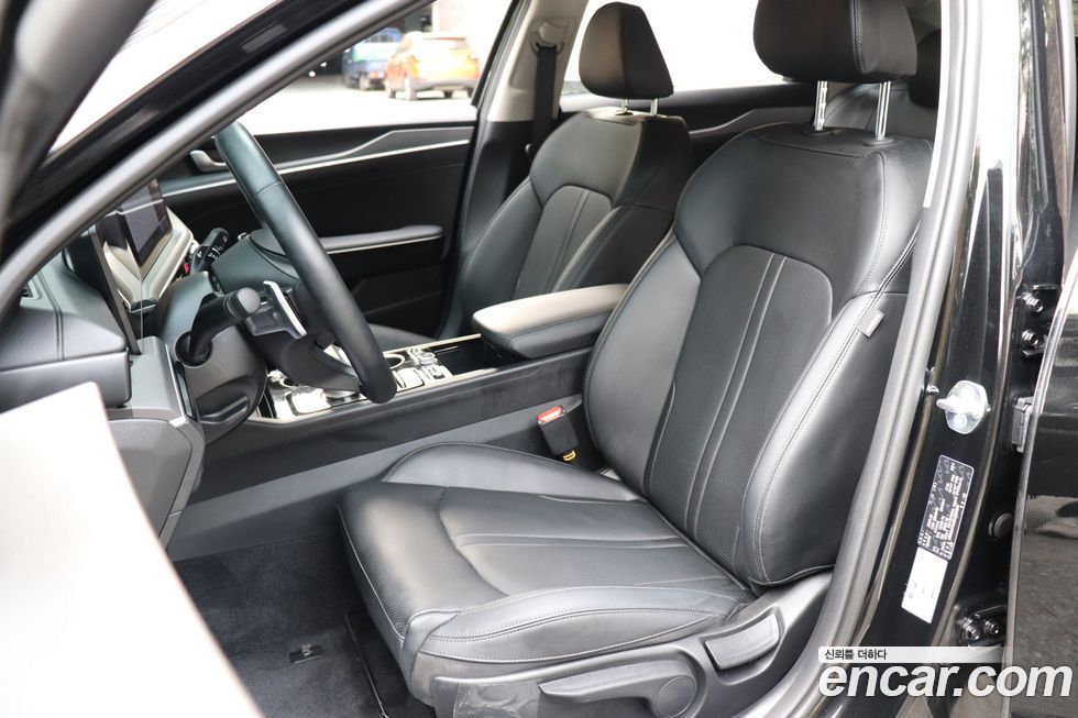 Kia K5 2025