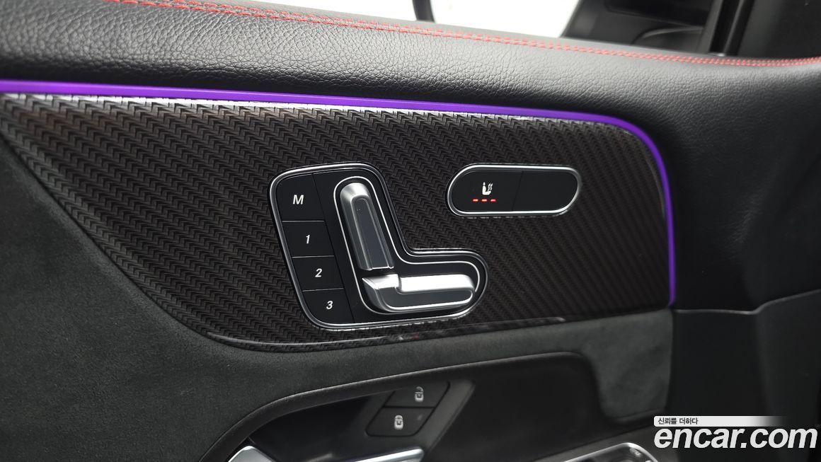 Mercedes-Benz GLB-Class 2022