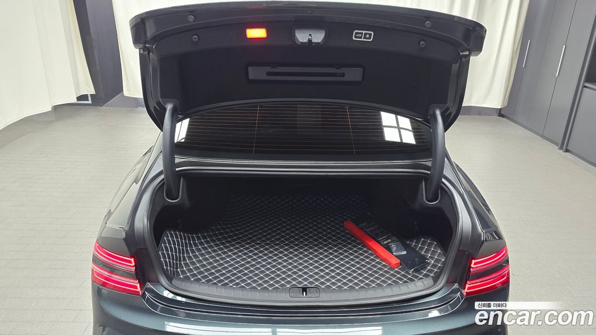 Genesis G80 2025