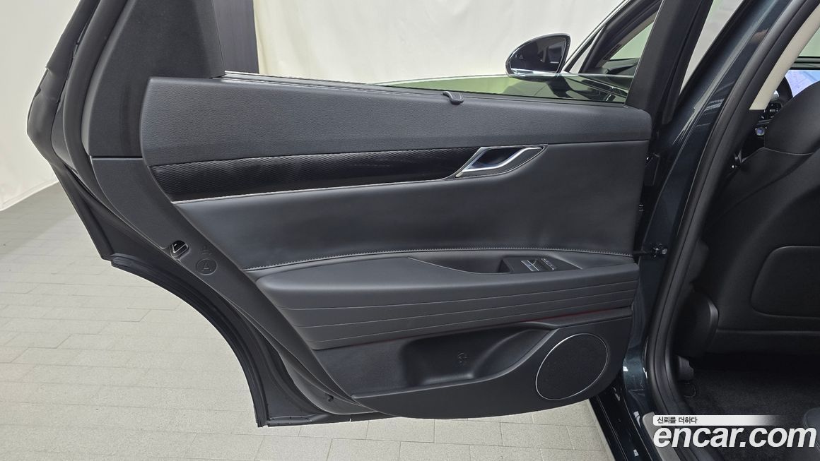 Genesis G80 2025