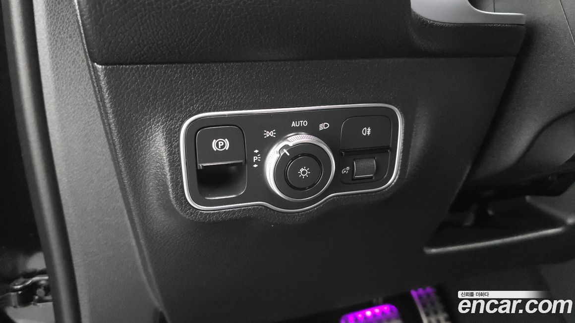 Mercedes-Benz GLB-Class 2022