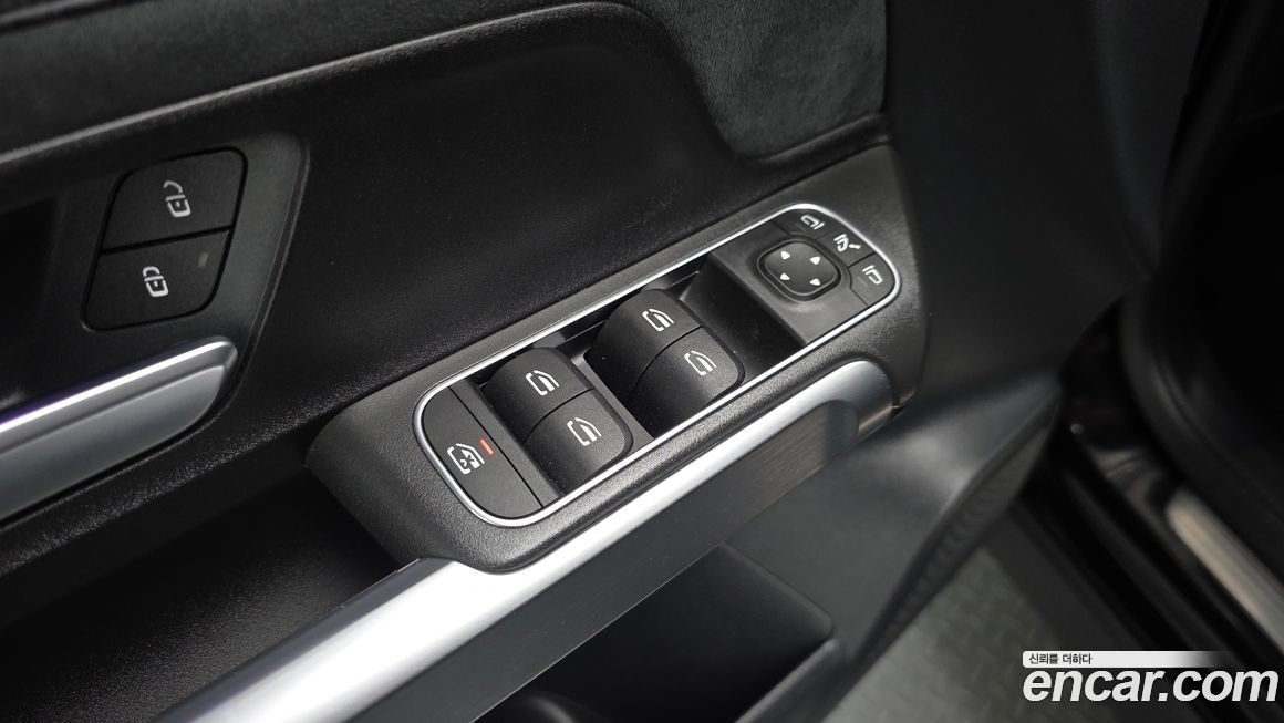 Mercedes-Benz GLB-Class 2022