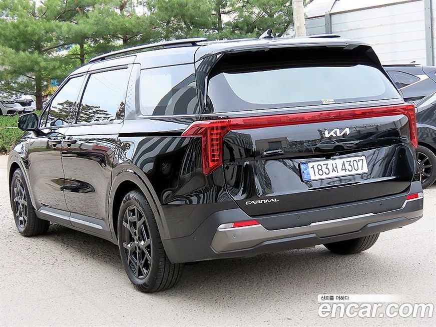Kia Canival 2025