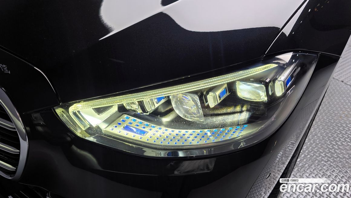 Mercedes-Benz S-Class 2022