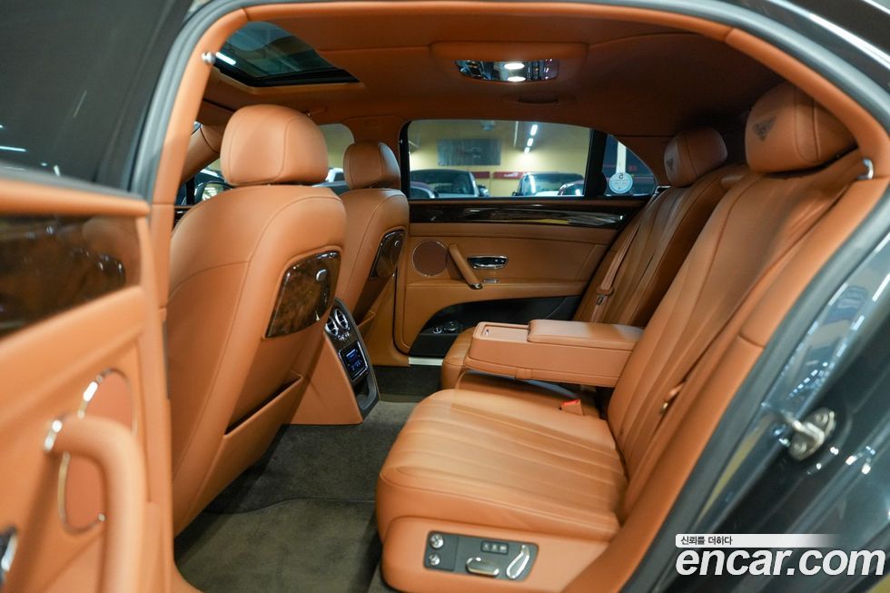Bentley Flying Spur 2016