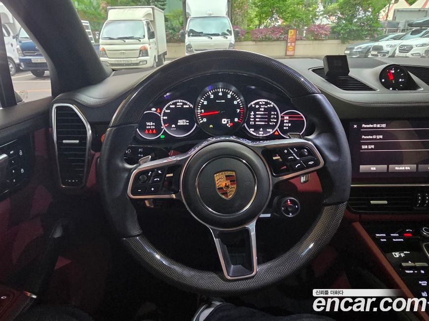 Porsche Cayenne 2022