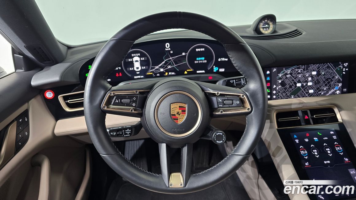 Porsche Taycan 2023