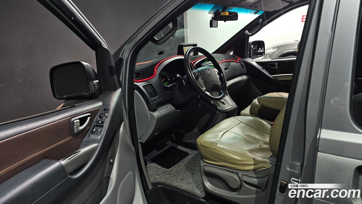 Hyundai Starex 2015
