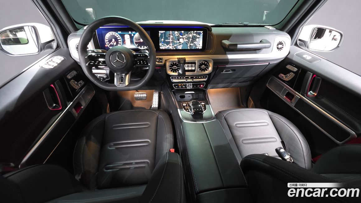 Mercedes-Benz G-Class 2024