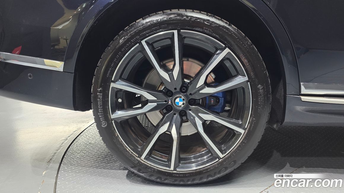 BMW X7 2022