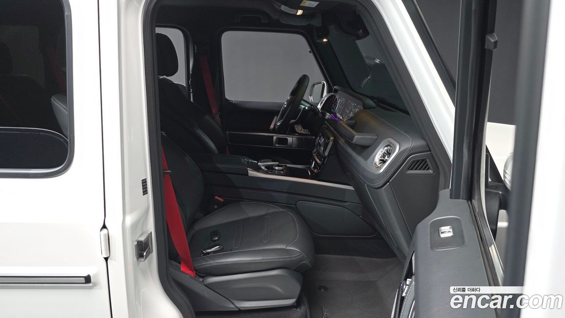 Mercedes-Benz G-Class 2024