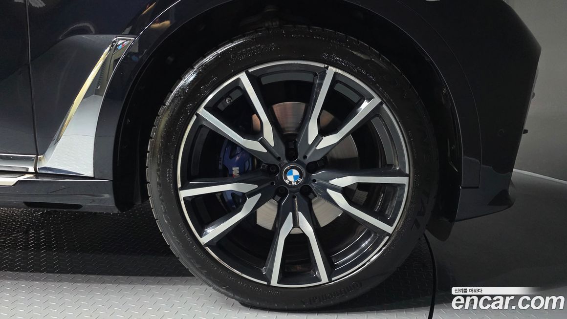 BMW X7 2022