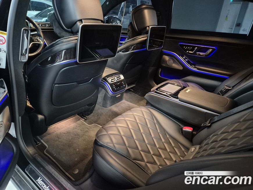 Mercedes-Benz S-Class 2021