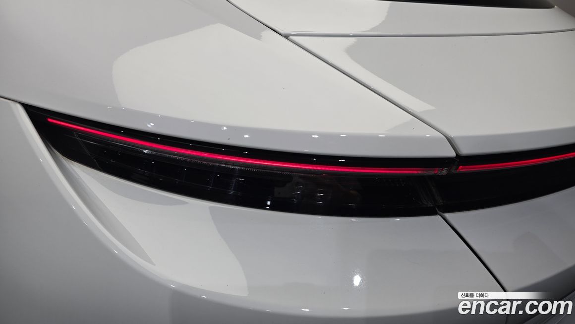 Porsche Taycan 2023