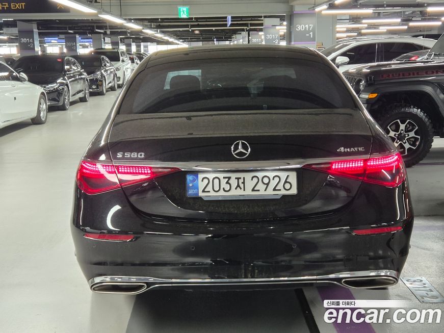 Mercedes-Benz S-Class 2021