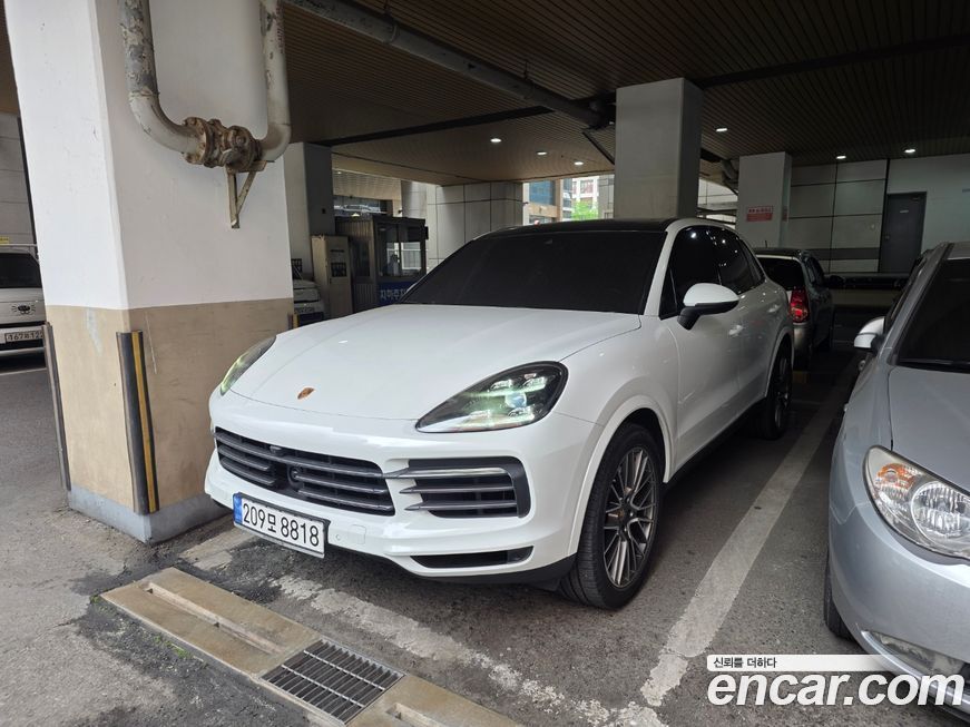 Porsche Cayenne 2022