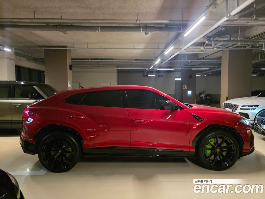 Lamborghini Urus 2022