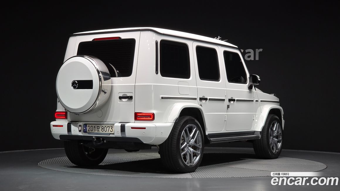 Mercedes-Benz G-Class 2024