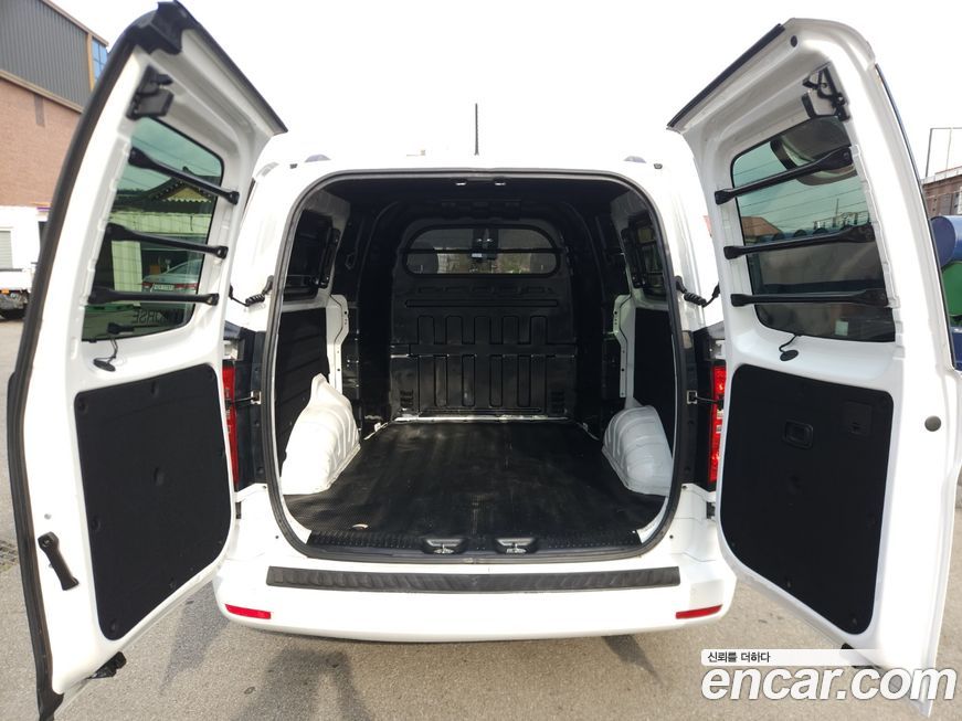 Hyundai Starex 2021