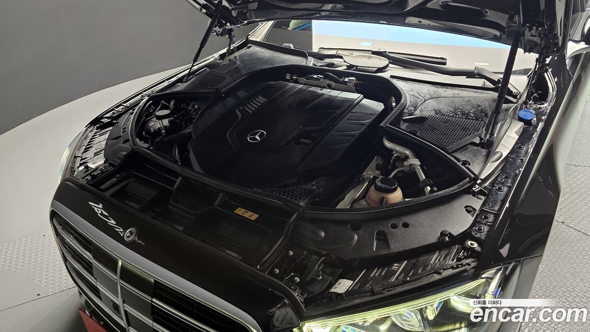 Mercedes-Benz S-Class 2022