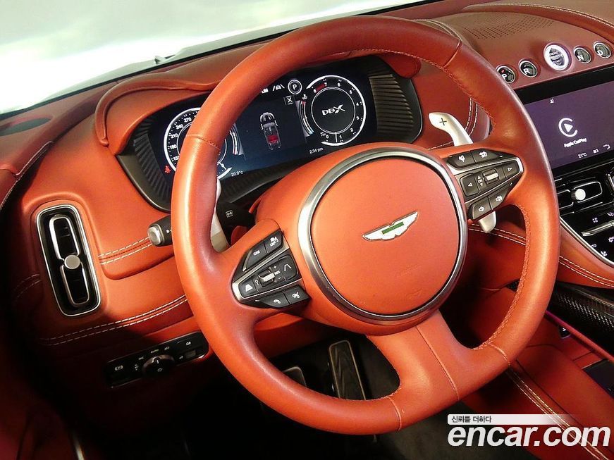 Astonmartin DBX 2022