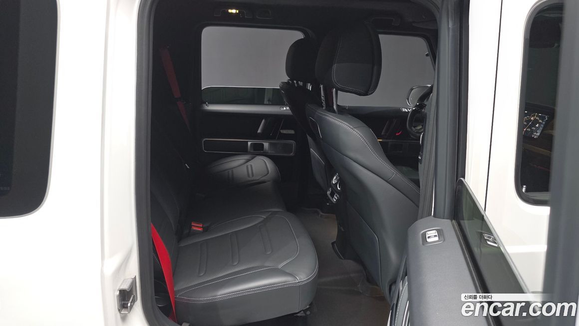 Mercedes-Benz G-Class 2024