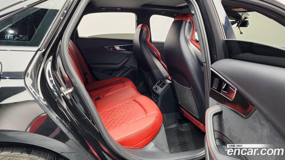 Audi S4 2023