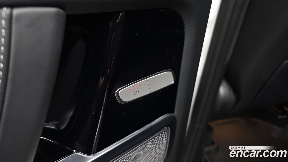 Mercedes-Benz G-Class 2024