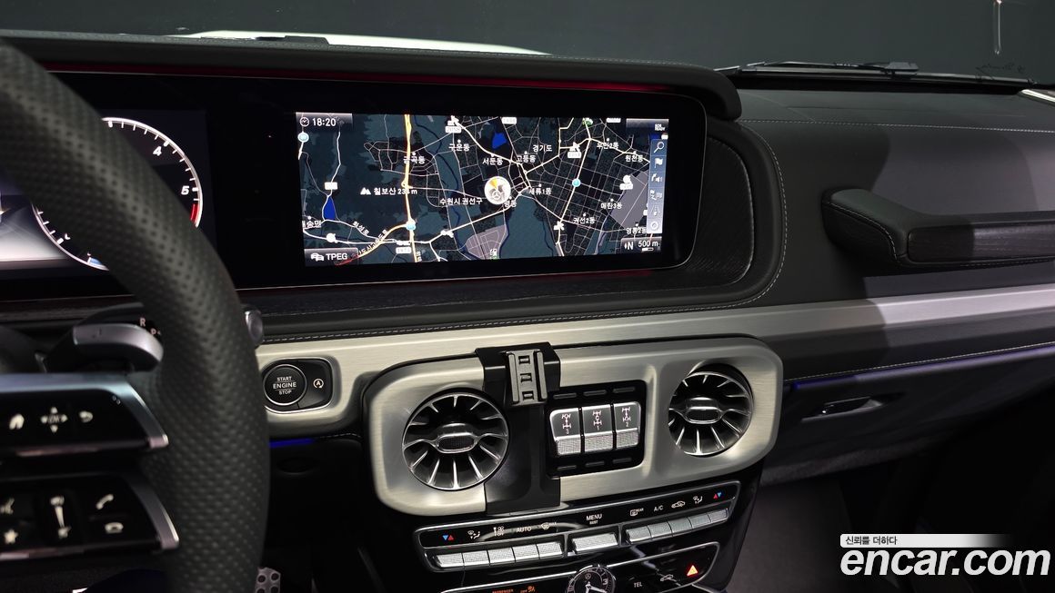Mercedes-Benz G-Class 2024