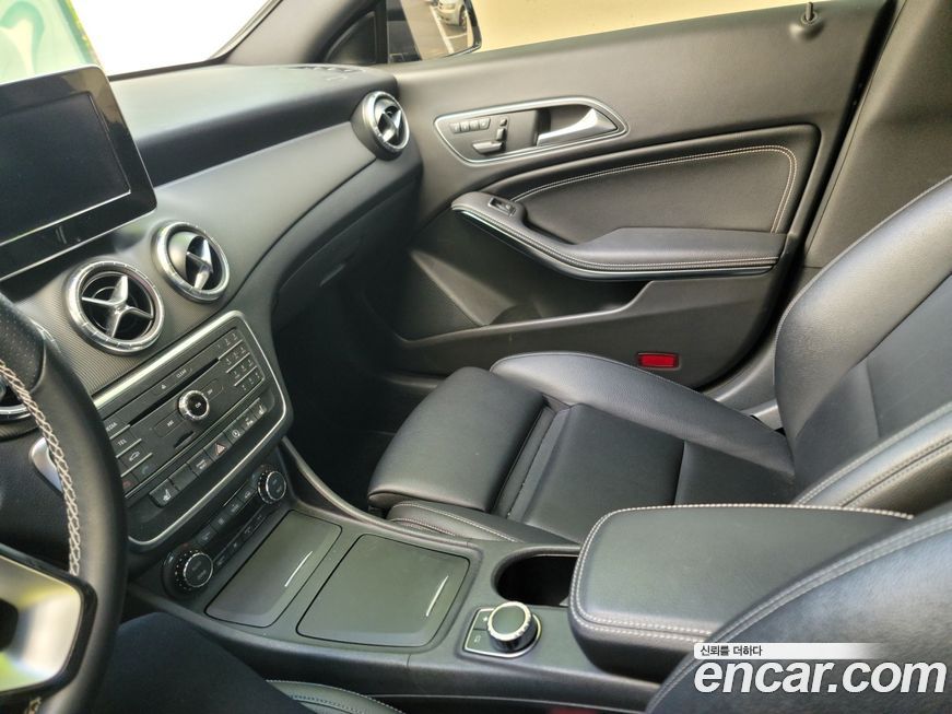 Mercedes-Benz CLA-Class 2016