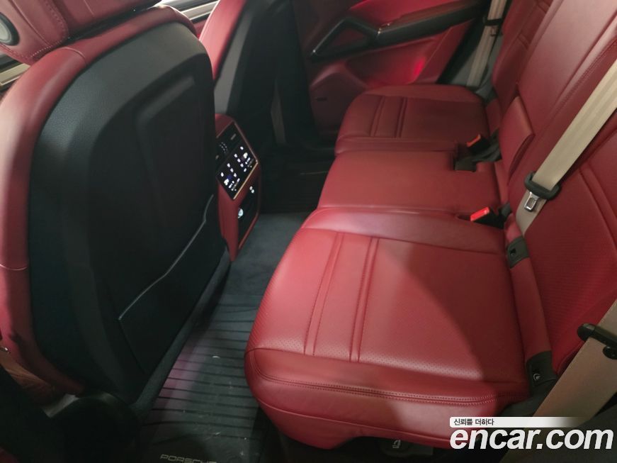 Porsche Cayenne 2022