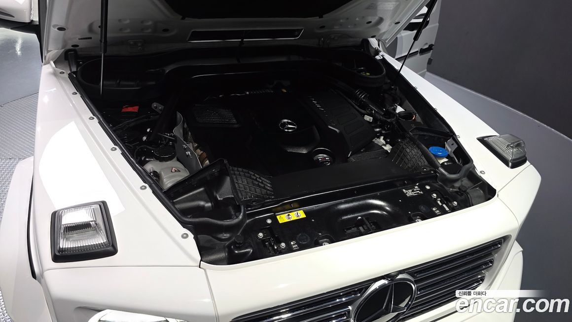 Mercedes-Benz G-Class 2024