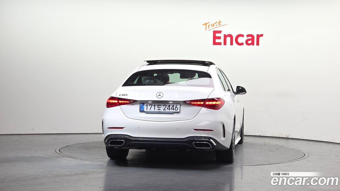 Mercedes-Benz C-Class 2025