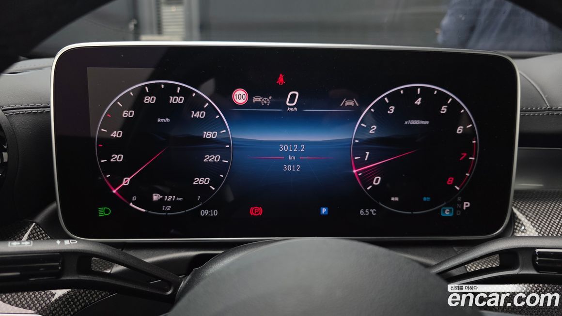 Mercedes-Benz C-Class 2025