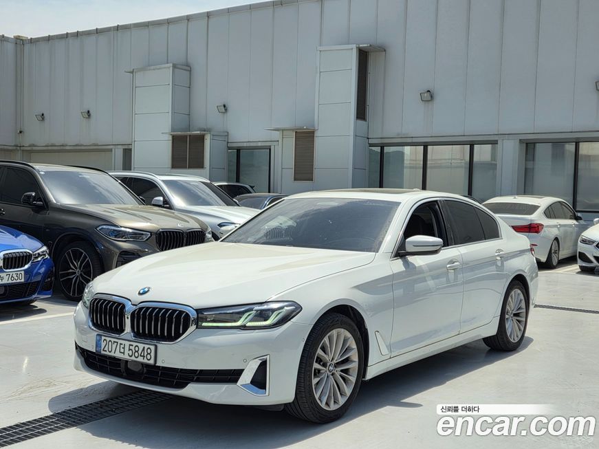 BMW 5-Series 2021
