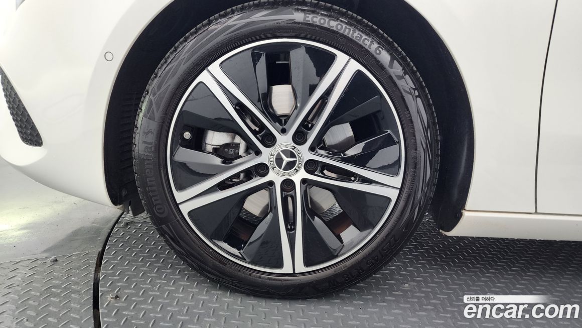 Mercedes-Benz A-Class 2025