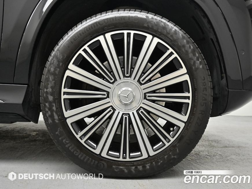 Mercedes-Benz GLS-Class 2023