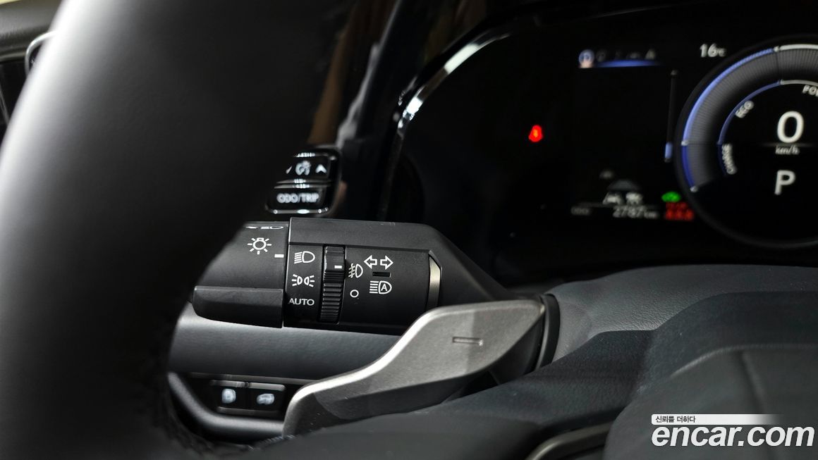 Lexus NX 2025